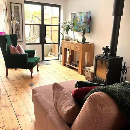 Our Beautifully Renovated Home Chichester Exteriér fotografie