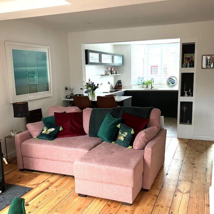 Our Beautifully Renovated Home Chichester Exteriér fotografie